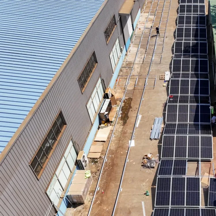 How many volts of battery are needed for a 42v solar panel?