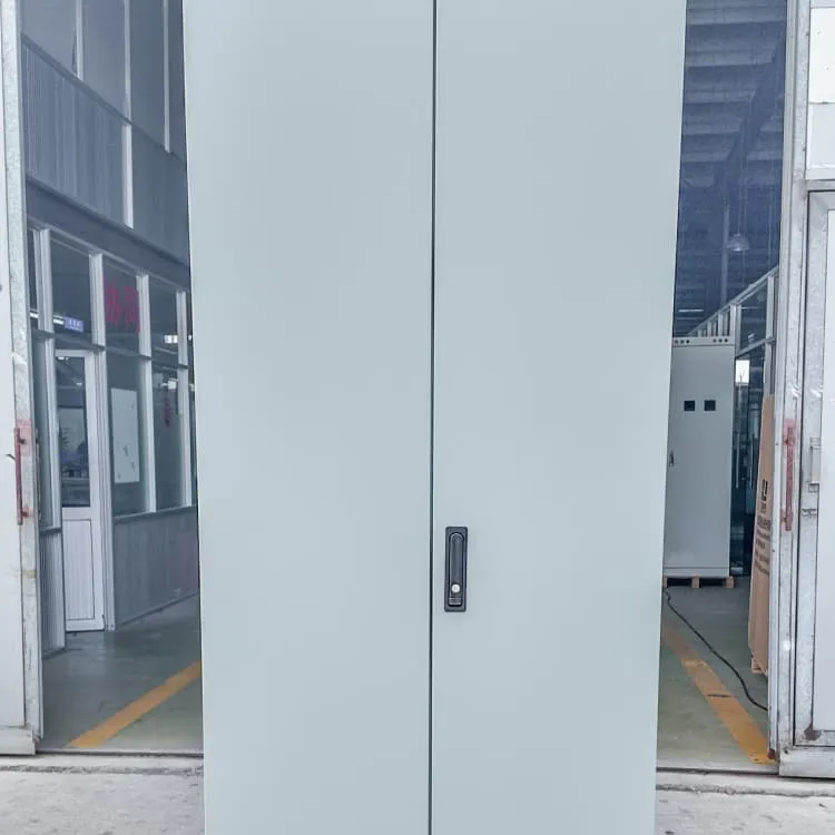 Quantity of containerized solar modules
