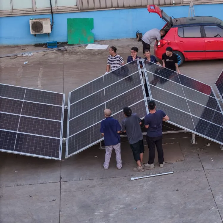 Rooftop communication base station inverter grid-connected battery