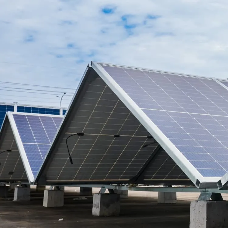 Battery energy storage power control configuration