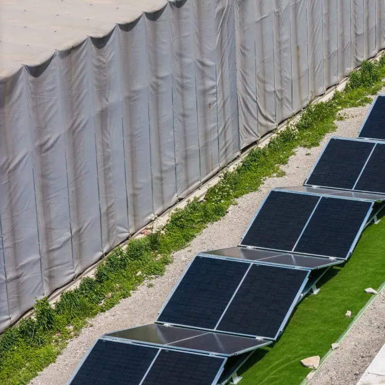 Is wind and solar complementarity a good option for communication base stations?