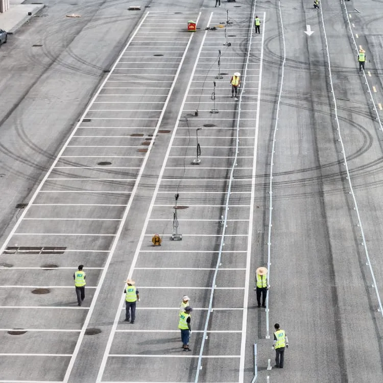 Which companies are making solar thin-film modules?